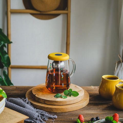 Get the Pong's OHTEAVOR CUP is a hand-blown borosilicate glass mug designed to enhance aroma and taste.