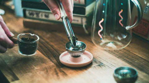 Get the Pong OhTeavor Teacup Magnetic Tea Infuser that Adjust for Your Taste with raised stainless steel infuser.