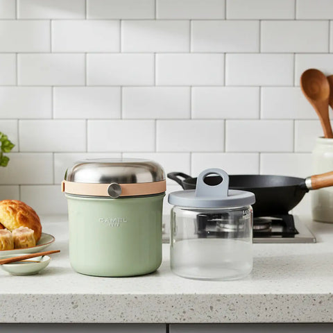 Get the Pong Tiffin 50 Neo Mint Thermoses Food Flask, showing the stainless steel case, glass container, and push-to-release lid.