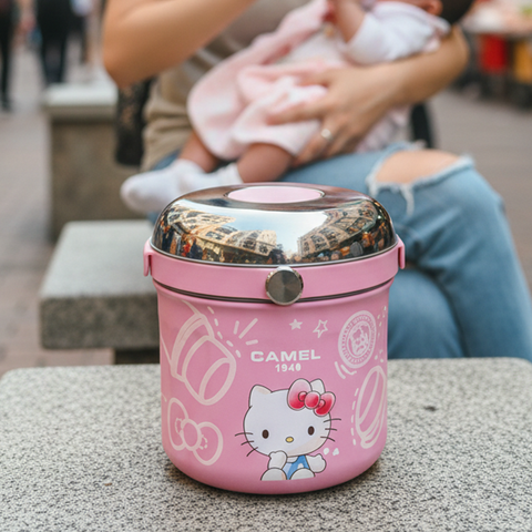 Get The Pong's limited pink Hello Kitty x Camel 0.5L food jar with 300ml glass.